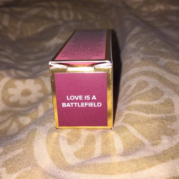 Too Faced Peach Kiss Love Is Like a Battle Field - Picture 5 of 7